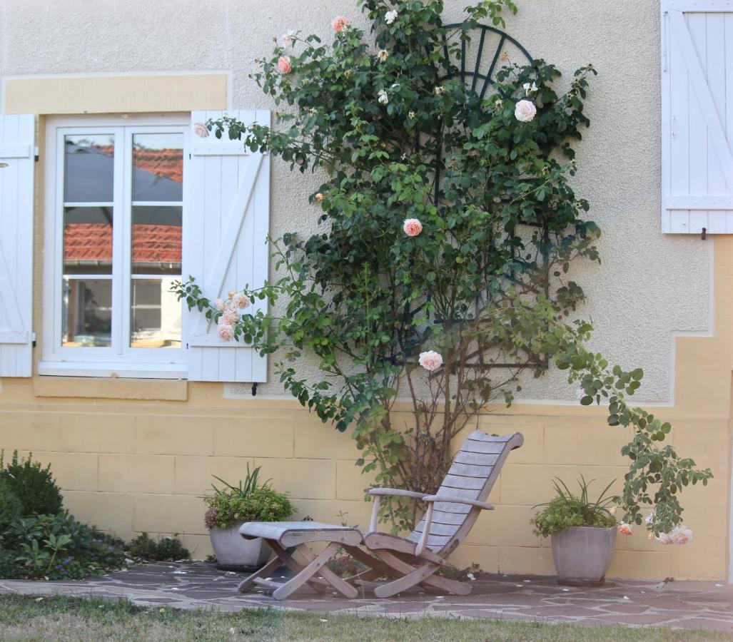 Le Chemin Du Village Croth Exterior foto